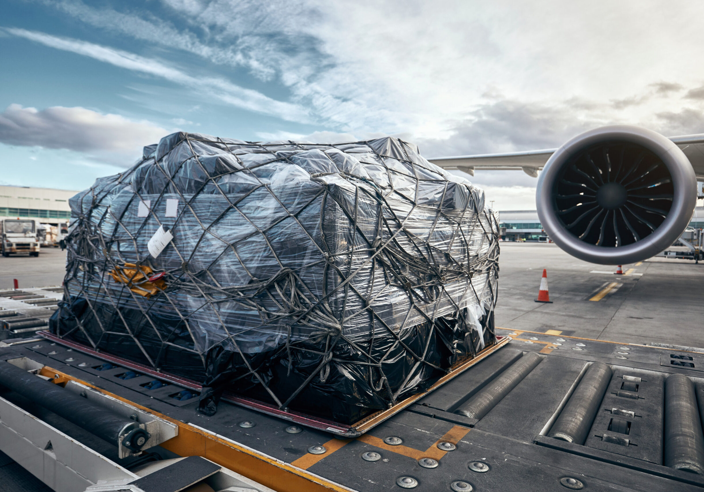 Preparation,Before,Flight.,Loading,Of,Cargo,Container,Against,Airplane ...
